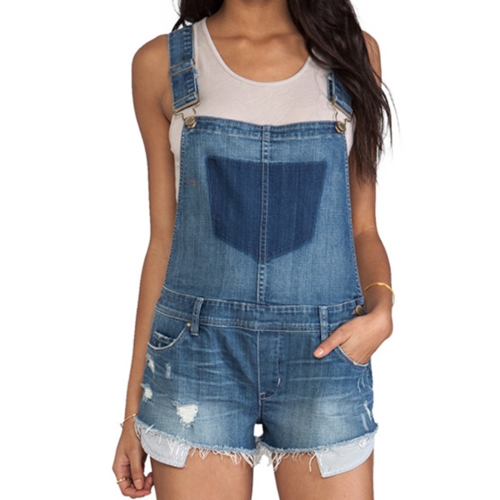 Blank NYC Overall Shorts in Bunch of Fives 29